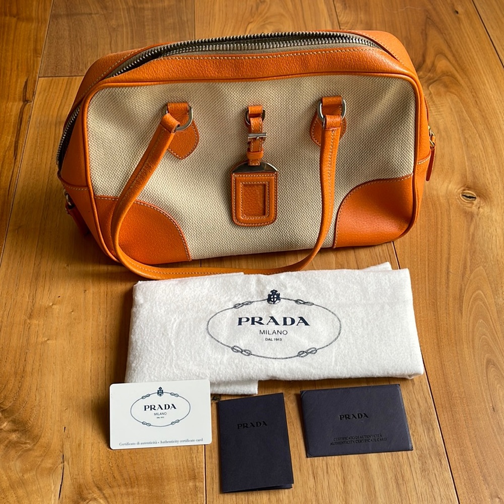 SOLD// Prada shoulder bag
